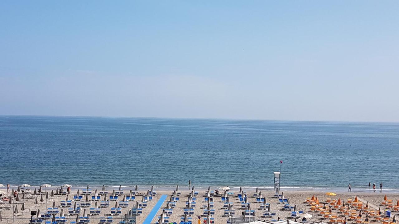 Abahotel Milano Marittima Exterior photo