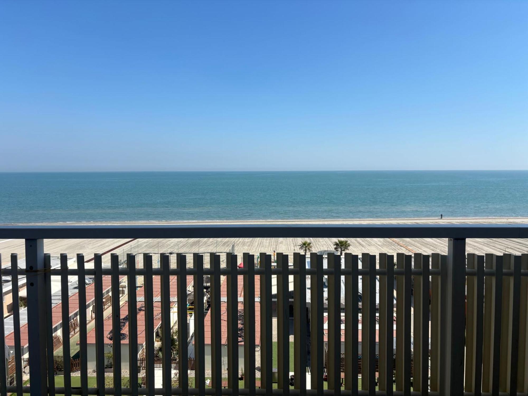 Abahotel Milano Marittima Exterior photo
